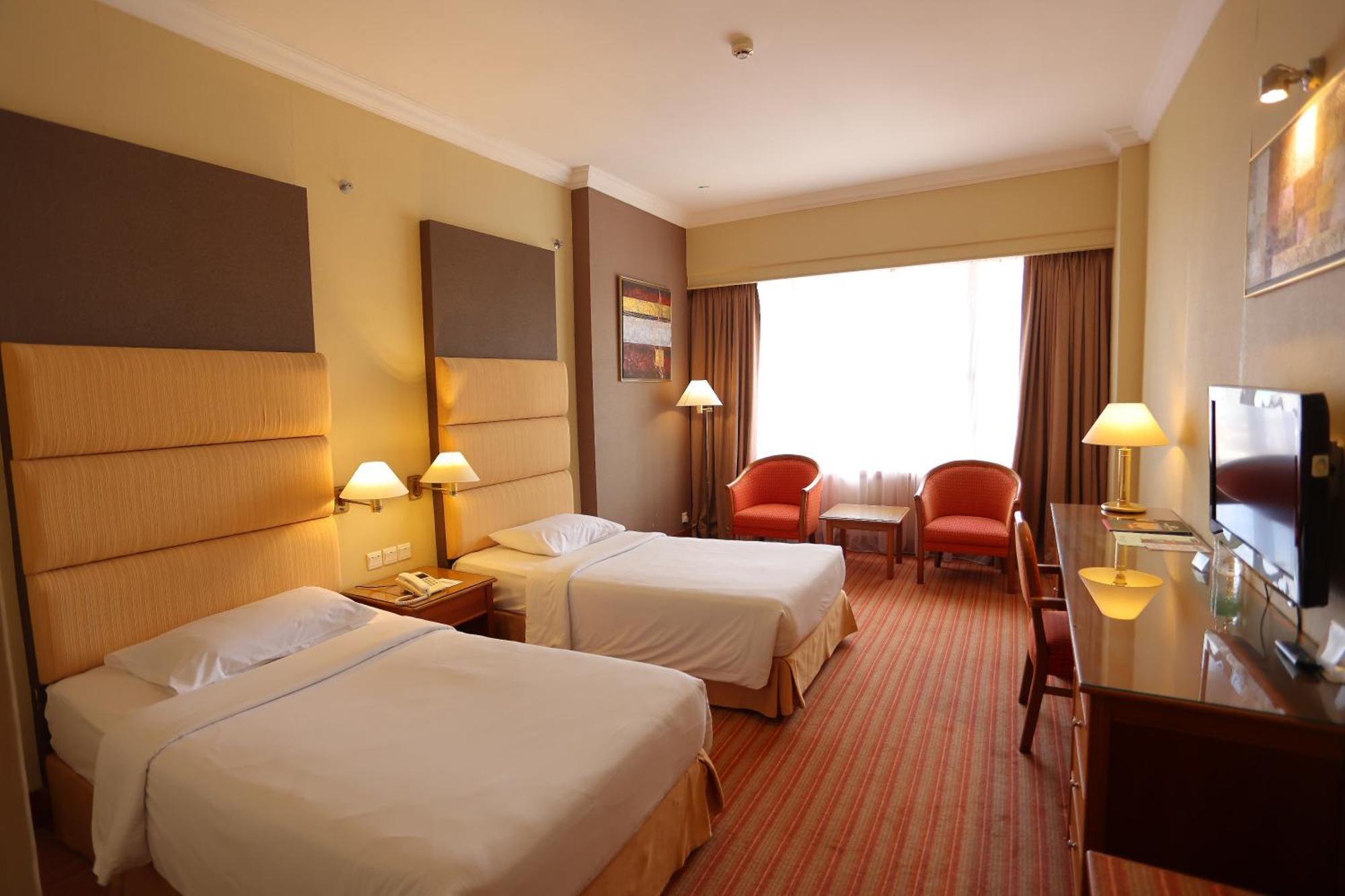Dynasty Hotel Miri Exterior photo