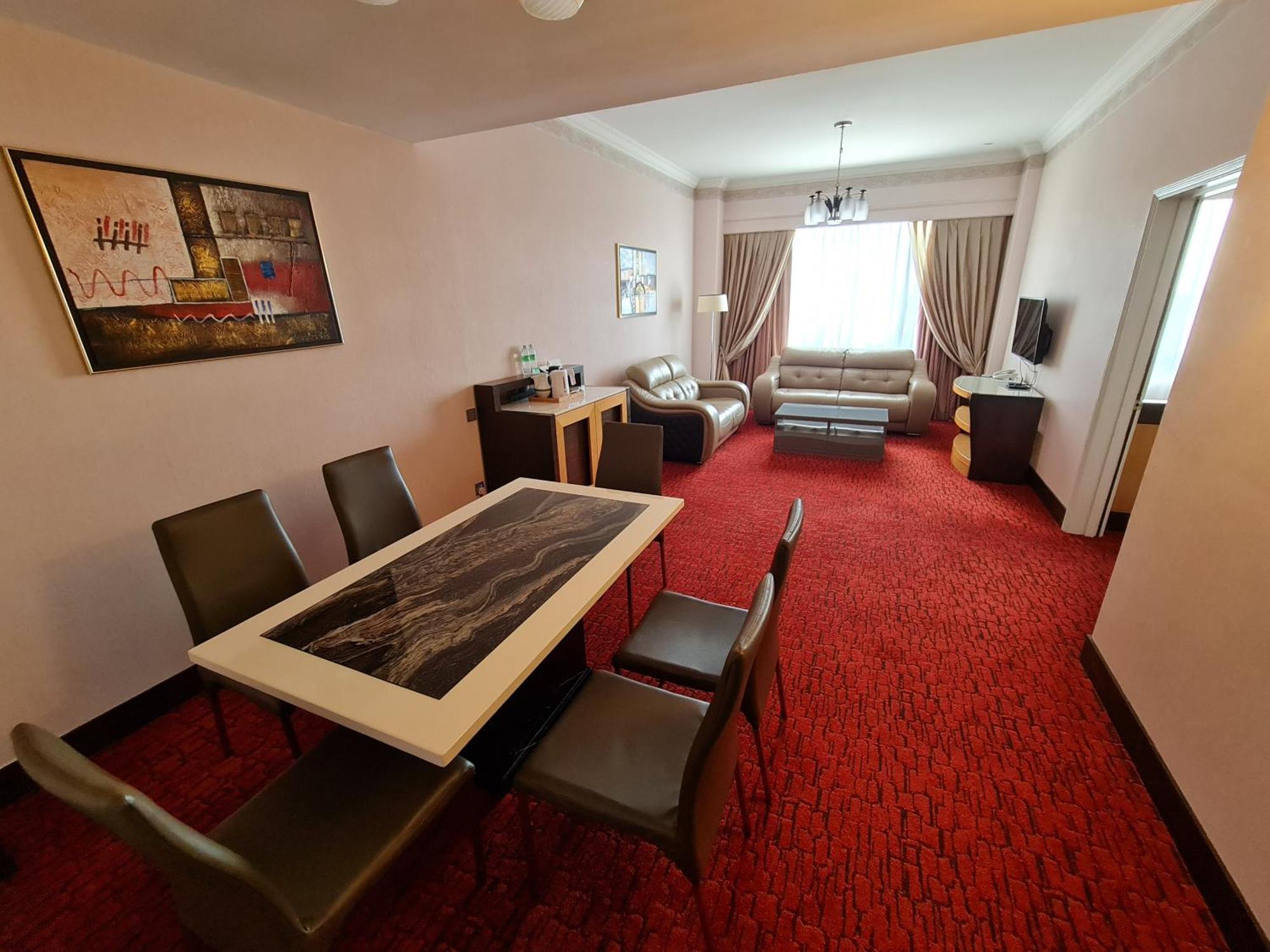 Dynasty Hotel Miri Exterior photo